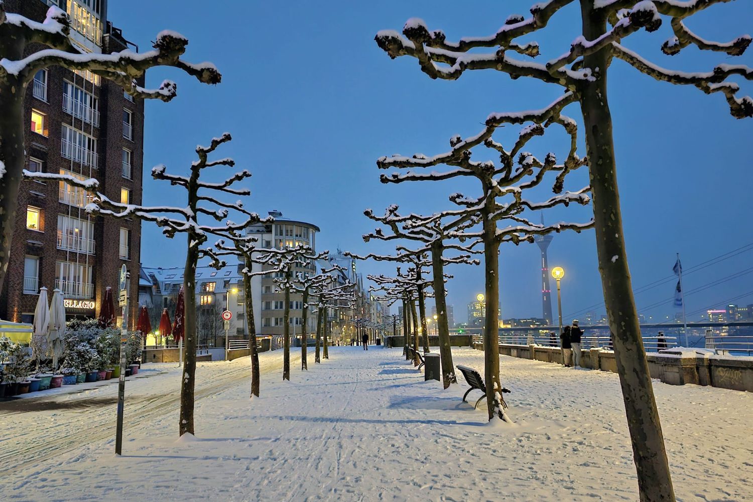 D Sseldorf Freud Und Leid Beim Wintereinbruch In D Sseldorf Ddorf